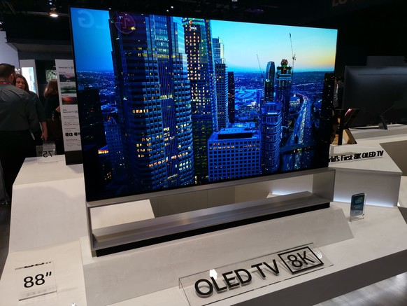 LG OLED TV 8K 88