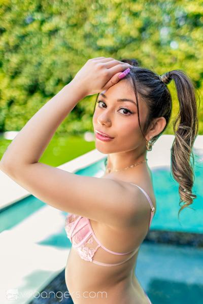 Xxlayna Marie nude in vr