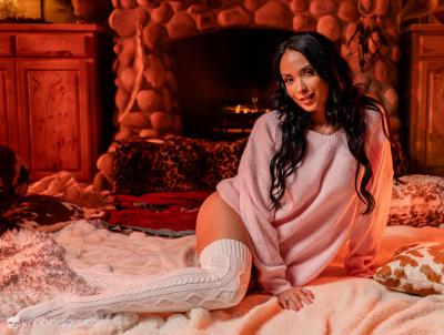 Cozy Night With Anissa Kate porn