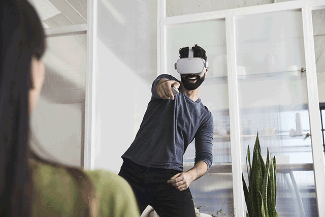 Guy in the Helmet Oculus Go